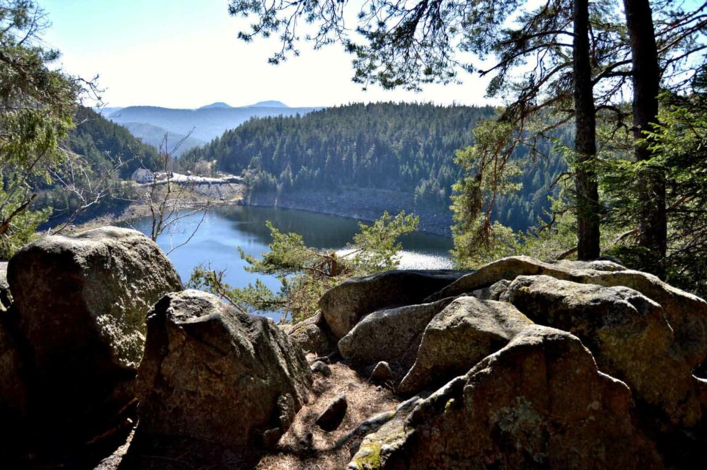 Le Lac Noir sur les hauteurs d'Orbey en Alsace - Massif des Vosges